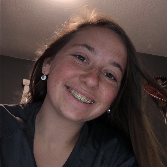 Meet your Posher, Bella - Picture 1 of 1